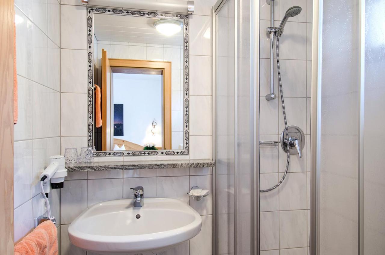 אישגל Hotel Montana מראה חיצוני תמונה